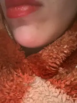 Mimisixo online show from February 8, 2026, 11:41 pm