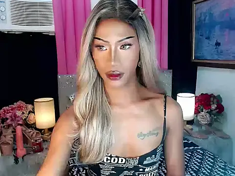 sassylatina online show from April 8, 2026, 4:40 pm