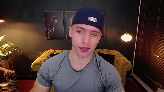 Snapshot of deivid_parker chatting on March 5, 2026, 2:18 am deivid parker online show from March 5, 2026, 2:18 am