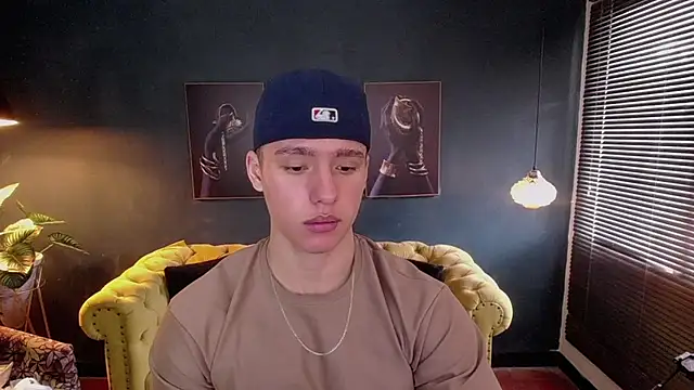 Snapshot of deivid_parker chatting on March 12, 2026, 2:34 pm deivid parker online show from March 12, 2026, 2:34 pm