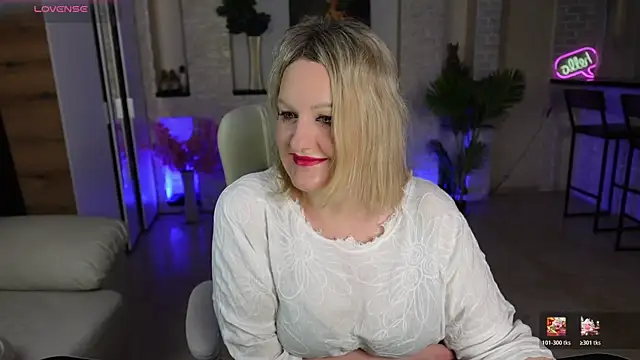 MariemLui online show from March 30, 2026, 11:11 am