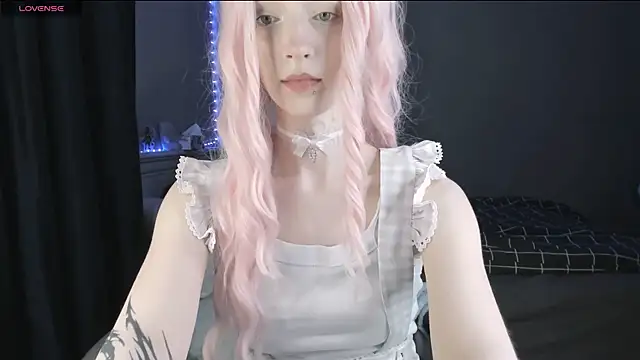 MelissaReis online show from April 4, 2026, 6:22 am