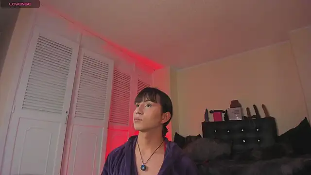 Snapshot of Draculairis chatting on September 18, 2025, 2:08 pm Draculairis online show from September 18, 2025, 2:08 pm