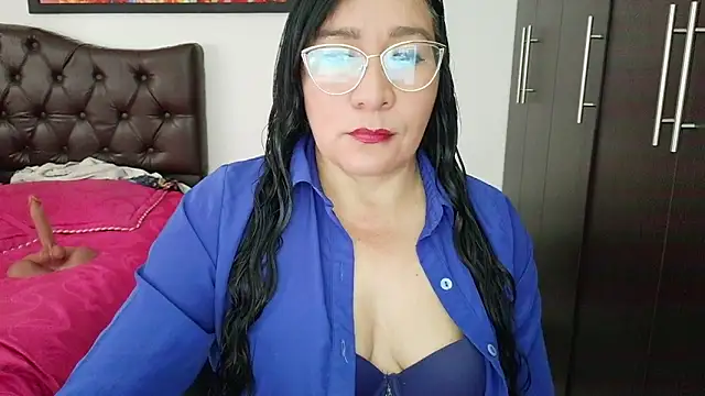 Snapshot of Grace_mature_milf chatting on June 12, 2026, 11:20 am Grace mature milf online show from June 12, 2026, 11:20 am