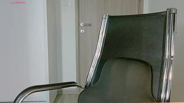 Ryeon 99 online show from March 26, 2026, 3:01 am