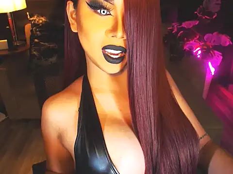 KarlaFrost online show from June 17, 2026, 2:36 am