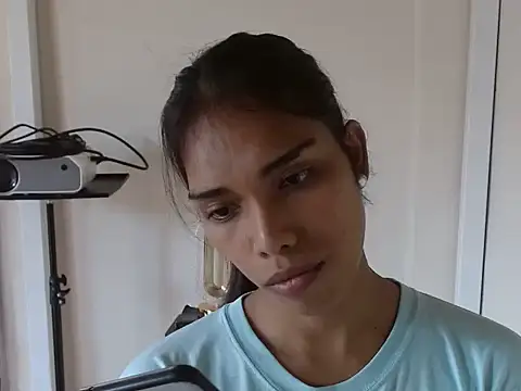 angelaxmonroe online show from May 30, 2026, 5:48 am