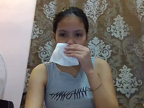 sweetcherry23 online show from October 8, 2025, 8:01 am