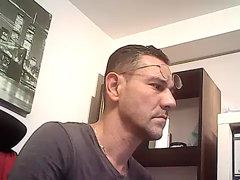 mastercharisma35 online show from December 16, 2025, 2:33 pm