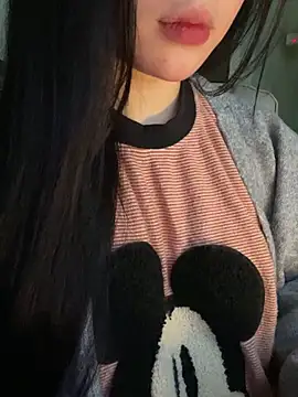 Nancy68 online show from February 4, 2026, 5:35 am