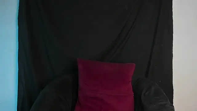 Britney Rose online show from March 17, 2026, 4:50 am