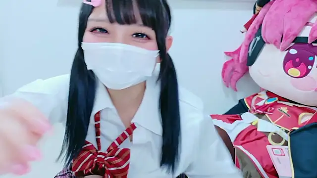 Hina-qp online show from April 15, 2026, 10:33 am