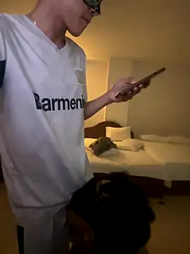 boyhigh1997 online show from November 1, 2025, 10:01 pm