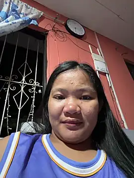 Snapshot of princess_janine chatting on May 23, 2026, 4:33 pm princess janine online show from May 23, 2026, 4:33 pm