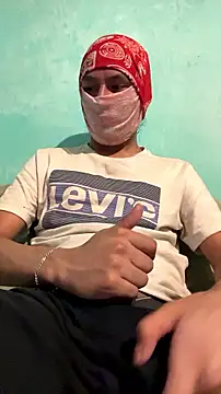 Snapshot of Skinny_Longhair chatting on July 23, 2026, 1:30 am Skinny Longhair online show from July 23, 2026, 1:30 am