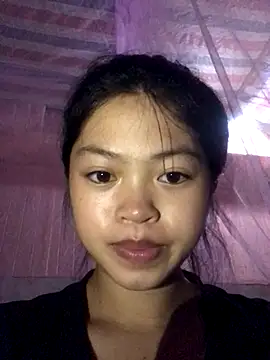 Snapshot of Thy00__ chatting on September 14, 2025, 8:46 am Thy00 online show from September 14, 2025, 8:46 am