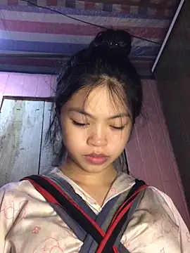 Snapshot of Thy00__ chatting on September 24, 2025, 8:28 am Thy00 online show from September 24, 2025, 8:28 am