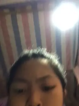 Snapshot of Thy00__ chatting on September 25, 2025, 8:18 am Thy00 online show from September 25, 2025, 8:18 am