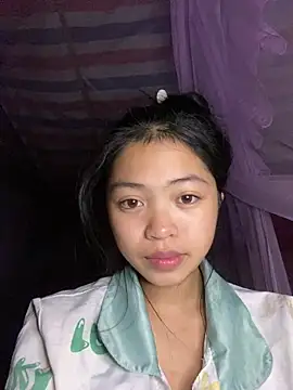 Snapshot of Thy00__ chatting on March 6, 2026, 2:57 pm Thy00 online show from March 6, 2026, 2:57 pm