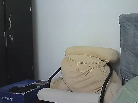 morenocabro10 online show from November 29, 2025, 12:35 am