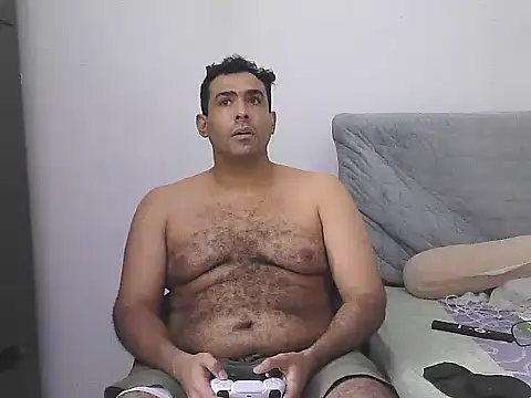 morenocabro10 online show from April 28, 2026, 2:27 am