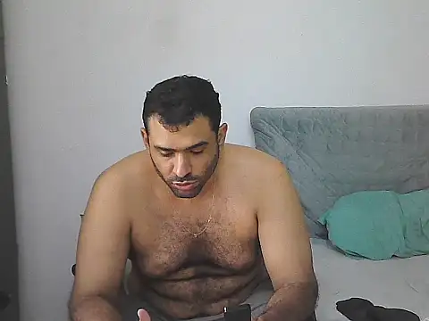 morenocabro10 online show from June 3, 2026, 3:20 am