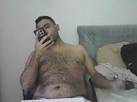 morenocabro10 online show from July 6, 2026, 3:58 am