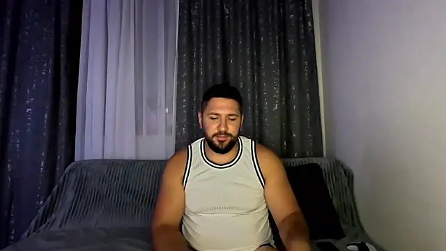 Snapshot of Gold_Alpha_Boy chatting on September 19, 2025, 6:30 pm Gold Alpha Boy online show from September 19, 2025, 6:30 pm