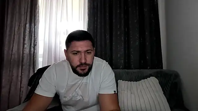 Snapshot of Gold_Alpha_Boy chatting on October 2, 2025, 10:33 am Gold Alpha Boy online show from October 2, 2025, 10:33 am