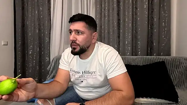 Gold Alpha Boy online show from November 19, 2025, 6:30 pm