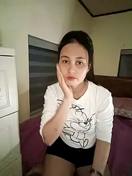 Jun-Mzzz online show from November 7, 2025, 3:01 pm