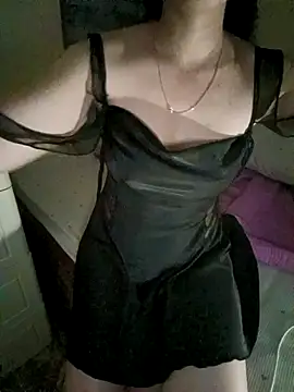 Jun-Mzzz online show from April 5, 2026, 3:53 pm