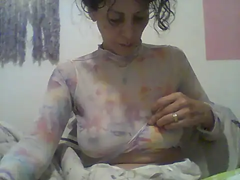 Bebita-zmp online show from June 1, 2026, 9:38 pm