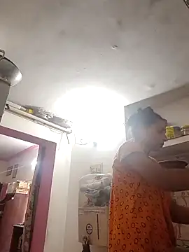 ISHANI-SINGH online show from April 8, 2026, 2:55 am