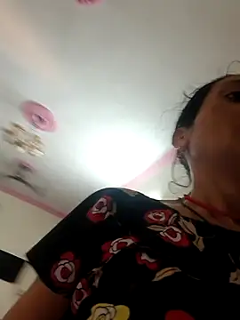 ISHANI-SINGH online show from April 10, 2026, 2:50 am