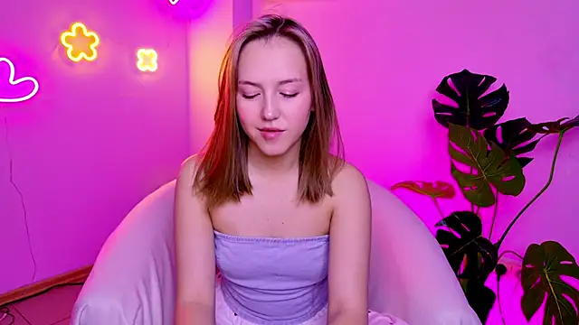 CindySparkl online show from February 19, 2026, 3:13 am