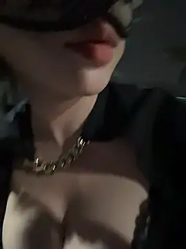 34E-cocacola online show from November 15, 2025, 3:52 pm