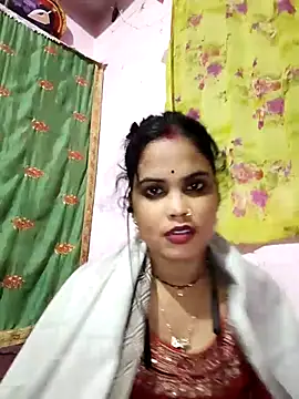 Snapshot of Cut_ragni chatting on November 9, 2025, 5:00 pm Cut ragni online show from November 9, 2025, 5:00 pm