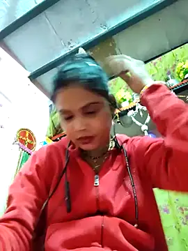 Snapshot of Cut_ragni chatting on January 7, 2026, 4:31 pm Cut ragni online show from January 7, 2026, 4:31 pm