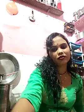 Snapshot of Cut_ragni chatting on February 22, 2026, 5:22 pm Cut ragni online show from February 22, 2026, 5:22 pm