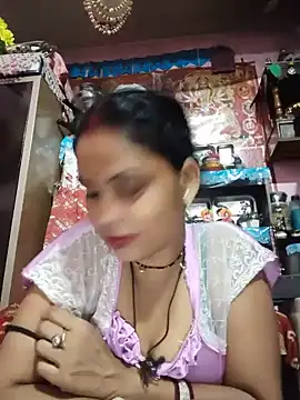 Snapshot of Cut_ragni chatting on June 15, 2026, 5:04 pm Cut ragni online show from June 15, 2026, 5:04 pm