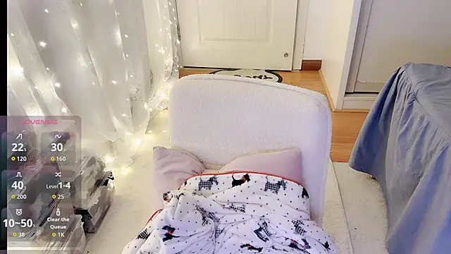 charlotte520 online show from December 15, 2025, 5:12 am