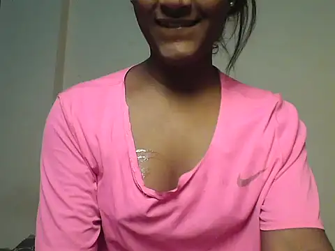 Snapshot of mickle_james chatting on July 19, 2026, 8:12 pm mickle james online show from July 19, 2026, 8:12 pm
