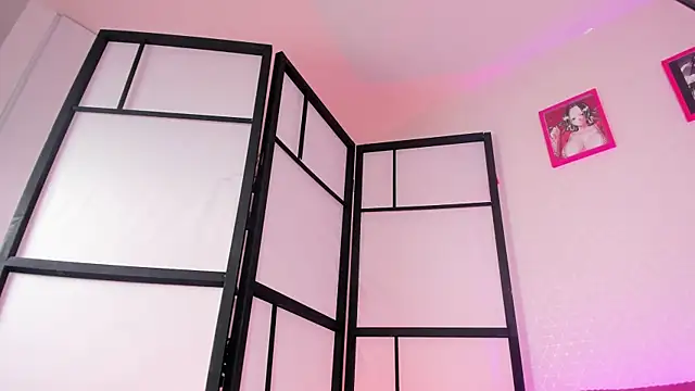 missweetpeach online show from March 11, 2026, 11:33 pm