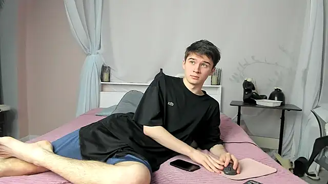 Snapshot of SherlockMax chatting on January 16, 2026, 6:45 pm SherlockMax online show from January 16, 2026, 6:45 pm