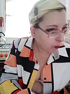 VikaKing online show from February 26, 2026, 8:02 am