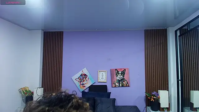 gisell gomez online show from April 14, 2026, 8:59 pm