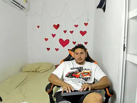 ashlan king online show from February 26, 2026, 7:24 pm