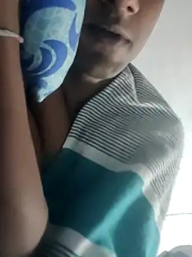 Bullboy8in online show from February 6, 2026, 1:54 am