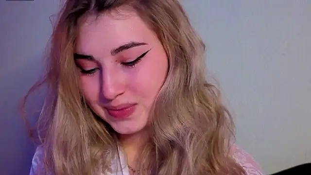 sugarskitty online show from October 31, 2025, 1:17 am